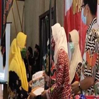 PENYEHAT TRADISIONAL JADI ALTERNATIF PELAYANAN KESEHATAN